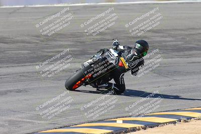media/Feb-04-2024-SoCal Trackdays (Sun) [[91d6515b1d]]/4-Bowl Backside (11am)/